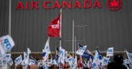 Details on tentative deal between Air Canada, flight attendants union