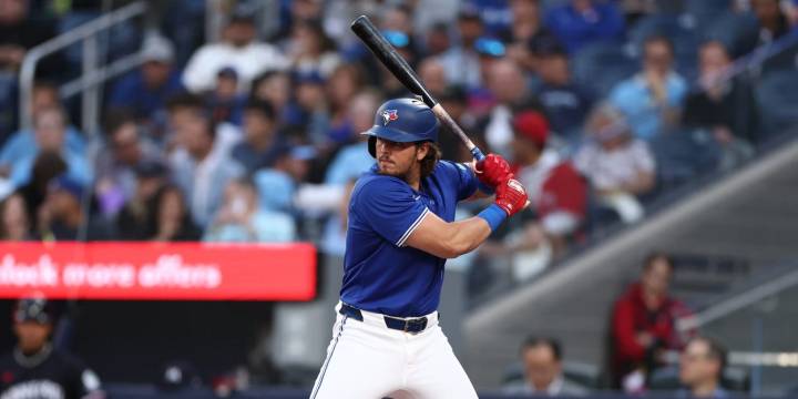 Addison Barger leads Blue Jays' rally vs. Twins