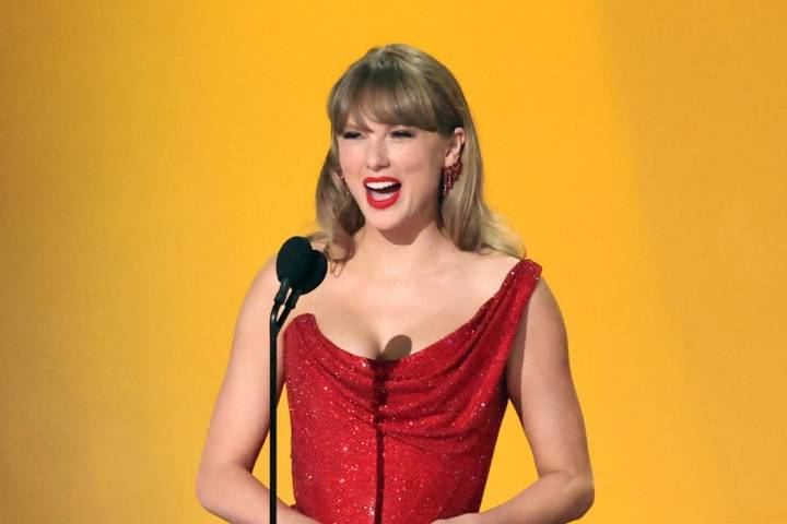 Taylor Swift Teases Big Pop Album With Spotify Playlist