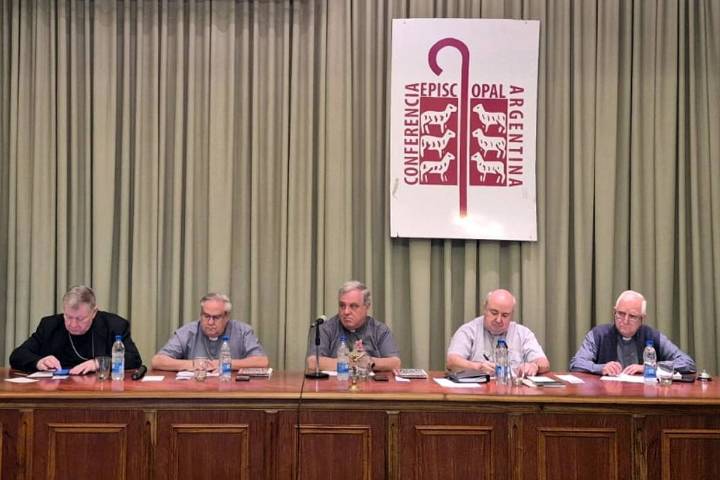 Críticas a Milei y a la oposición. La Iglesia fortalece su preocupación por la situación social y el avance de la polarización