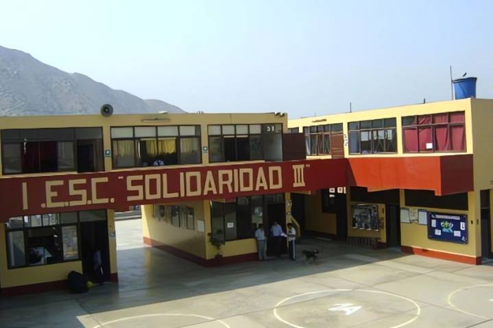 Minedu garantiza continuidad de clases y respalda a comunidad educativa de SJL