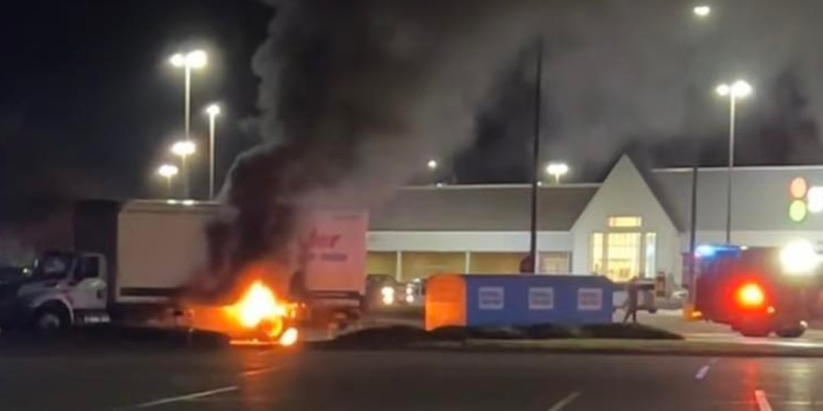 Box truck fire outside of Norwich Stop & Shop