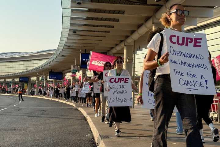 Air Canada flight attendants to remain on strike, defying government’s back