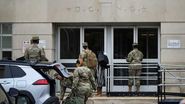 National Guard members deployed by Trump arrive in DC