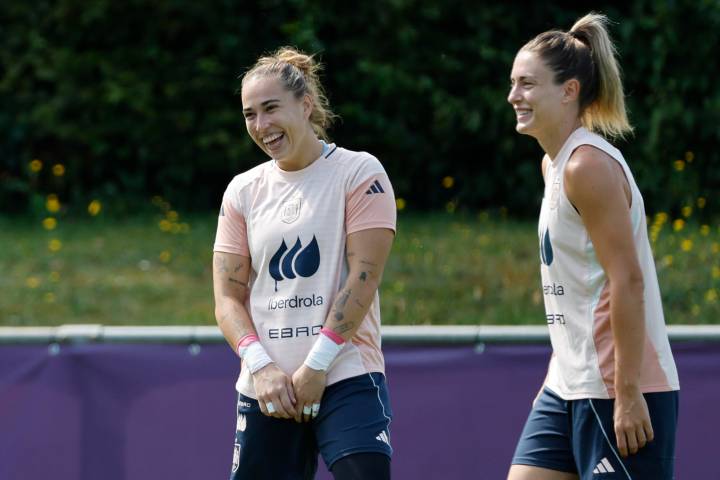 Las internacionales españolas del Barcelona se incorporan a los entrenamientos