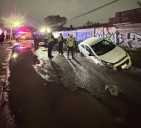 Fuertes lluvias dejan encharcamientos y vehículos varados en Ecatepec