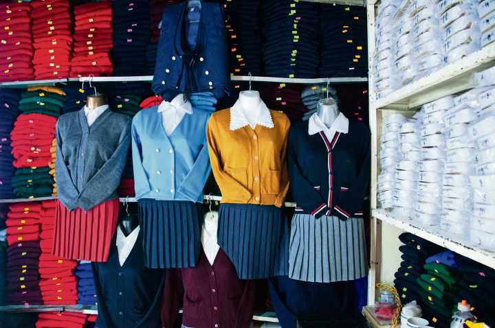 Uniformes escolares suben de precio, ¿cuánto costarán este 2025?