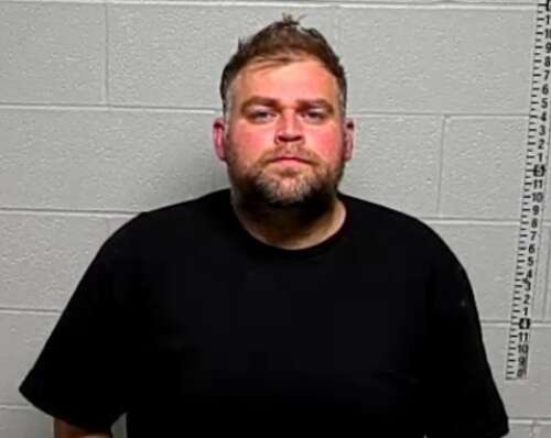 Authorities: Man was selling stolen ovens, dryers and had homemade explosives