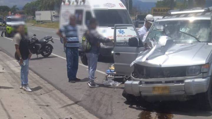 Grave accidente en la vía Bogotá deja dos personas fallecidas