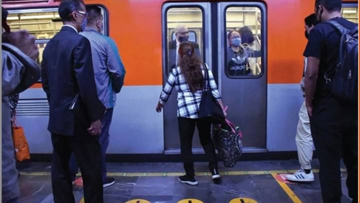 Metro CDMX reanuda servicio en Línea 2 tras suspensión; Metrobús opera con normalidad