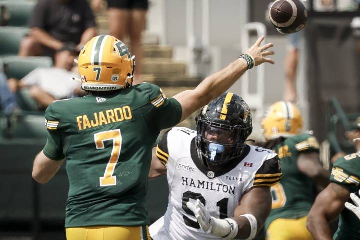Edmonton Elks, Calgary Stampeders both head into Labour Day on win streaks