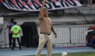 Leonel explotó: "Simpático que se va el VAR en el segundo penal"