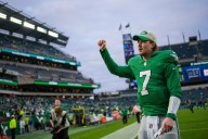 Former Eagles QB Kenny Pickett returns to Philadelphia amid Browns QB battle