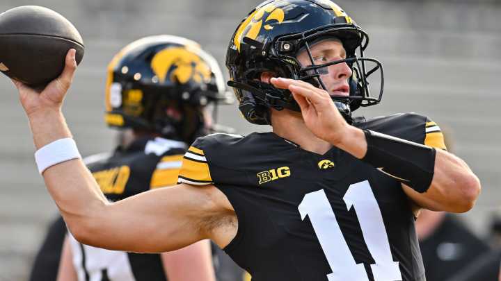 2024 Cy-Hawk defined Iowa for wrong reasons. Can Gronowski change it?
