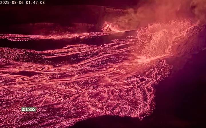 Volcán Kilauea entra en erupción en Hawái