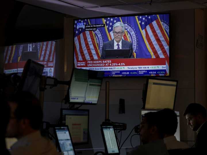 Trump calls on Fed board to take control from Powell over interest rates