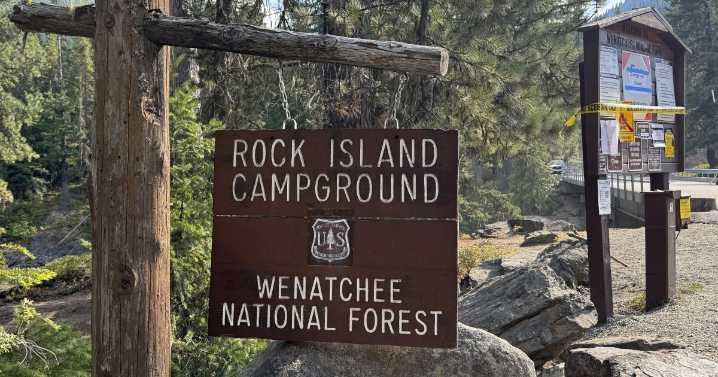 FBI bushwhacks in Washington forest for traces of Travis Decker, wanted in deaths of 3 daughters
