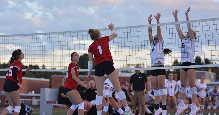 ‘A celebration of volleyball:’ Burnt Hills-Ballston Lake, Niskayuna girls deliver thriller in first