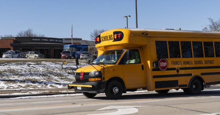 Francis Howell board says ‘nothing to hide,’ as auditor plans to review superintendent payout