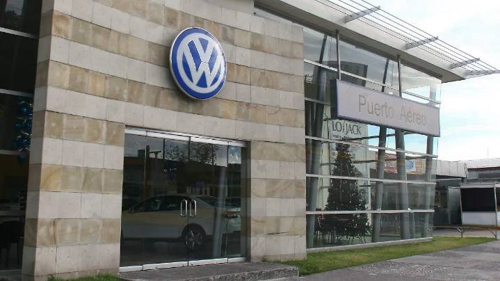 Venta de autos sigue a la baja por tercer mes consecutivo