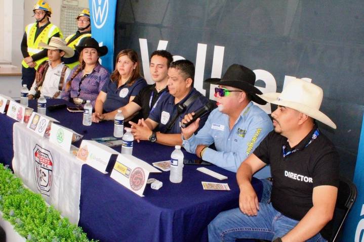 Rodeo a beneficio de la Brigada de Rescate SAEM A.C.