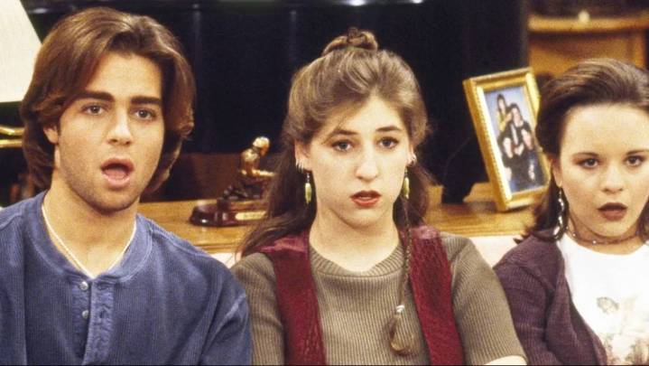 BLOSSOM Sitcom Reboot Is Not Happening at Disney+, Says Mayim Bialik
