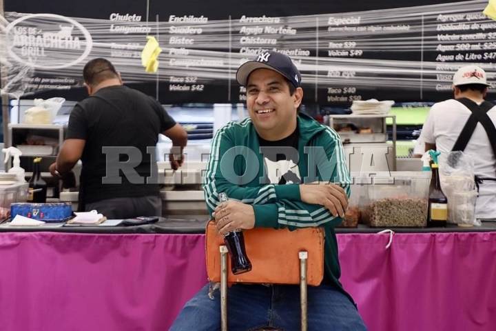 Mi obsesión es la calle.-  Carlos Velázquez