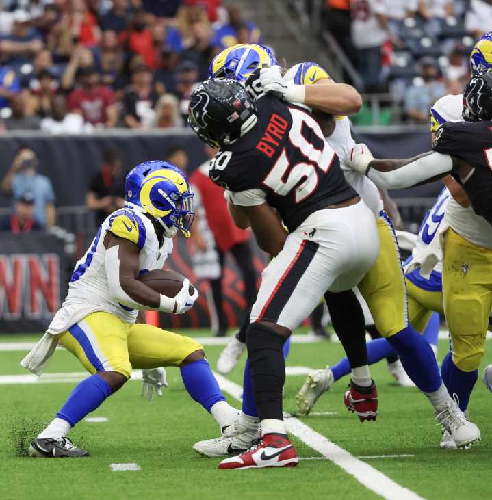 NFL Free Agent in “Terrific Shape” – Could Sign Soon After Latest Visit