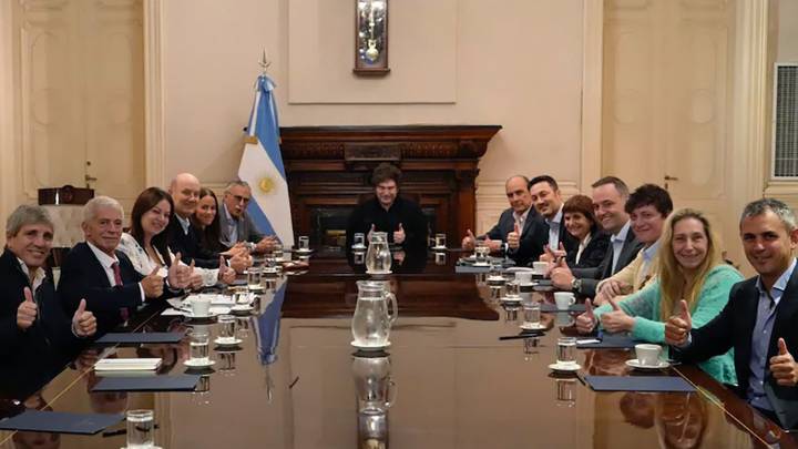 Un Gabinete que debate películas