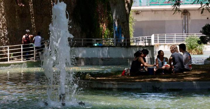La emancipación juvenil sigue en mínimos: sólo el 15,2% se va de casa
