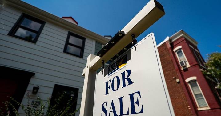 Mortgage rates largely unchanged from last week despite pressure on Fed independence