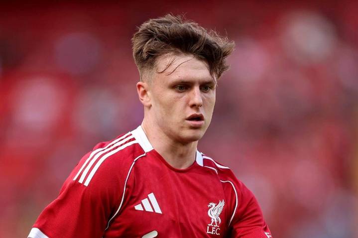 Bournemouth set to sign Ben Doak from Liverpool in £25m deal