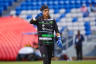 ¡Sorpresa para Santos!: Carlos Acevedo vuelve a la órbita del Tricolor de cara a la Fecha FIFA