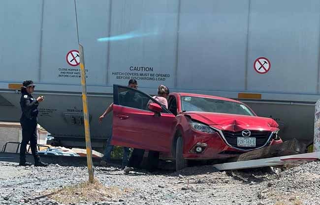 Arrastra tren vehículo