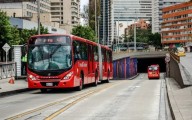Detienen a 6 venezolanos mientras hurtaban cableado del Transmilenio de Bogotá (Colombia)