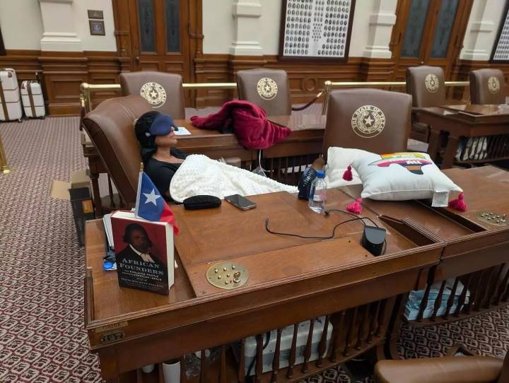 Texas Democrats spend night at Capitol to protest GOP redistricting, state trooper escorts