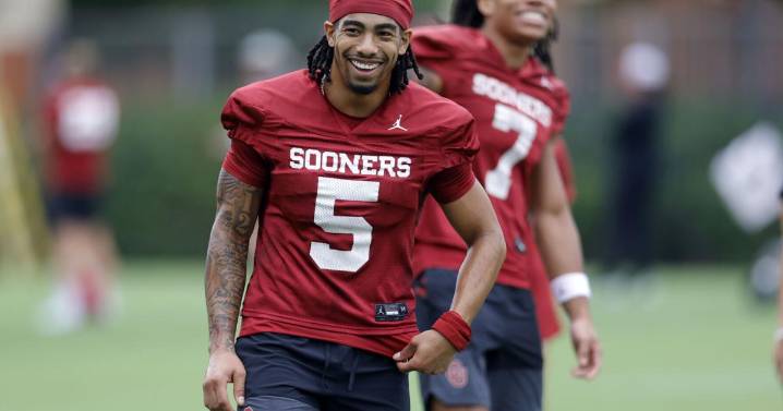 'He's super reliable': Consistency making Isaiah Sategna OU's top receiving target