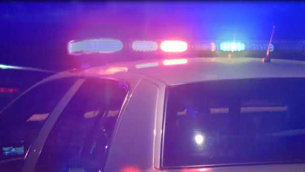 LMPD: Man dies in Klondike neighborhood shooting; suspect barricaded himself
