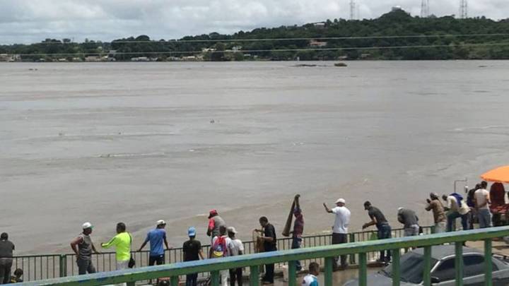 Río Orinoco: Descenso de medio metro, pero aún en riesgo de desborde en Amazonas