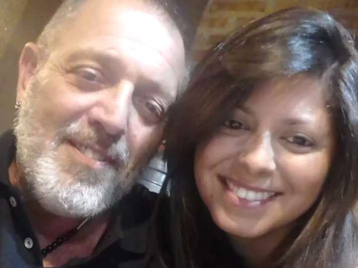 Empieza el juicio por un caso emblemático de la pandemia: "No alivia mi dolor", dice el padre que no se pudo despedir de su hija