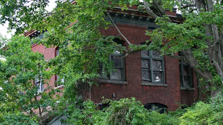 Fairhaven takes on dangerous, polluted Atlas Tack building