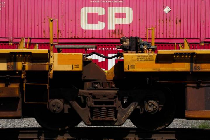CSX railroad’s merger prospects derail as BNSF and CPKC make clear they aren’t interested in a deal