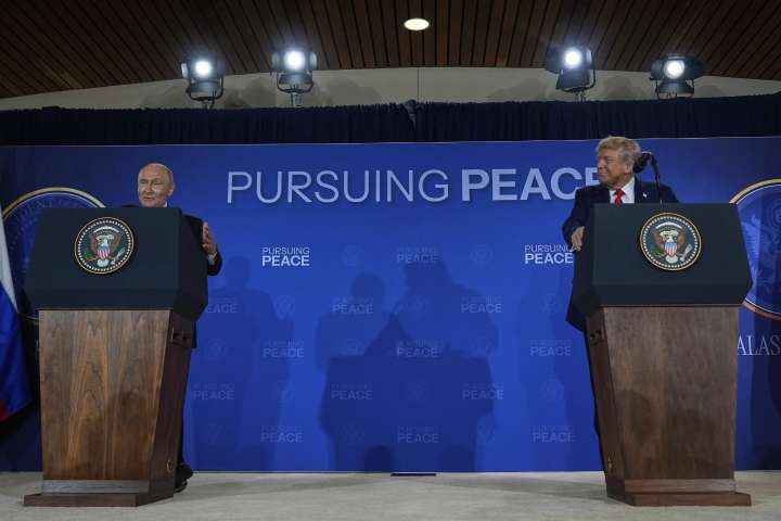 Trump-Putin summit ends with brief press conference, no deal on Ukraine war