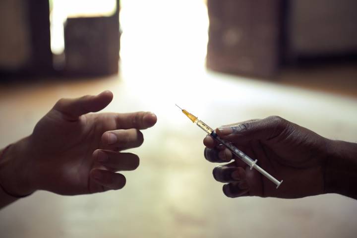 Fentanilo y opioides sintéticos provocan tasas desproporcionadas de muertes en hombres afroamericanos