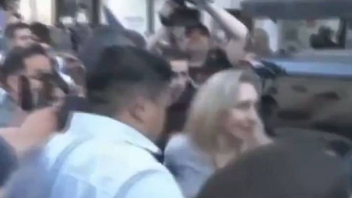 Repiten en Corrientes: Karina Milei y Martín Menem tuvieron que escapar de la caravana electoral