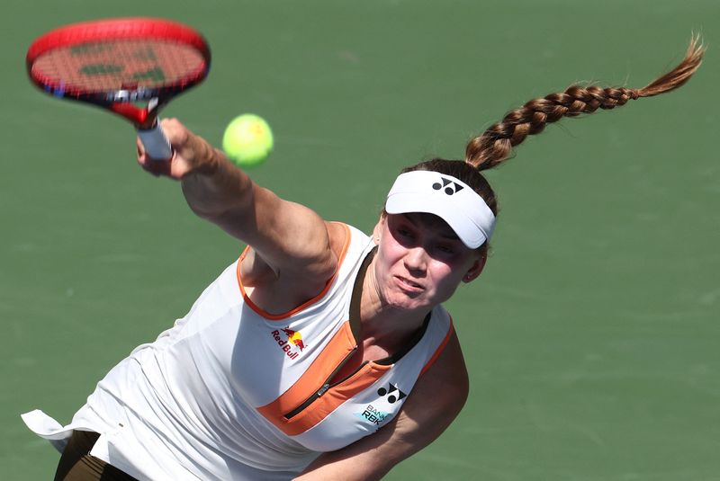 Tennis-Alcaraz wallops U.S. Open third-round foe, Raducanu loses to Rybakina
