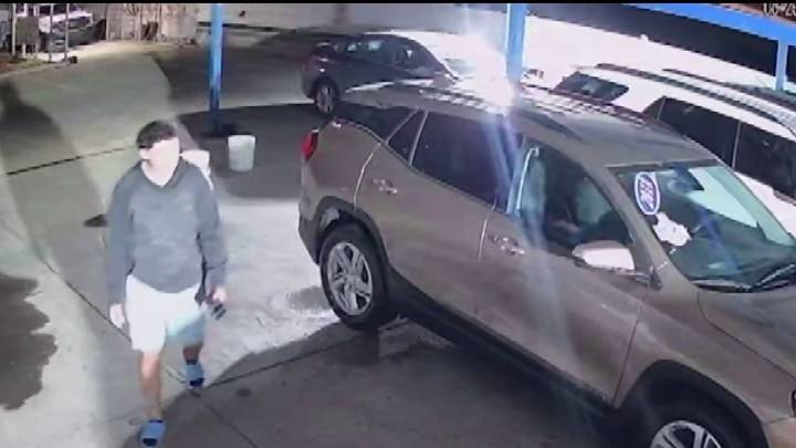Cámaras de seguridad captan robo en concesionario de Mcallen