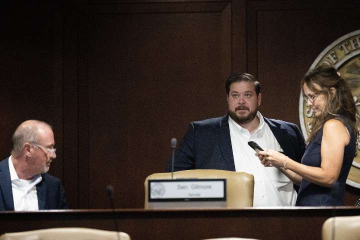 Consultants urge Arkansas to overhaul incentives for film production in state