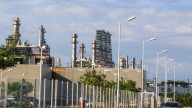 Acusan en EUA a 2 Empresarios Mexicanos de Sobornar a Funcionarios de Pemex; Uno Está Prófugo
