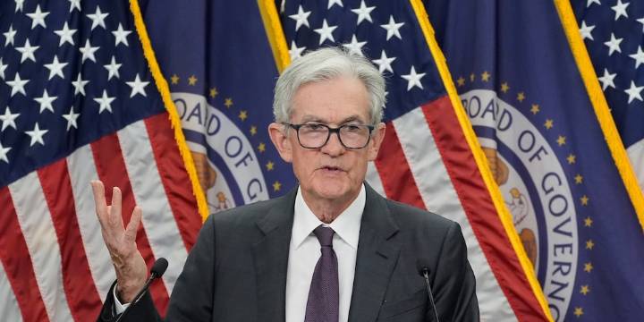 El presidente de la Reserva Federal no descartó bajar las tasas de interés, aunque advirtió sobre mayor inflación por los aranceles de Trump
